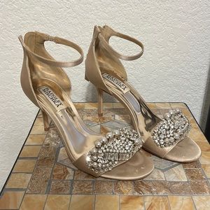 Badgley Mischka Wedding Shoes in Ivory Size 5.5